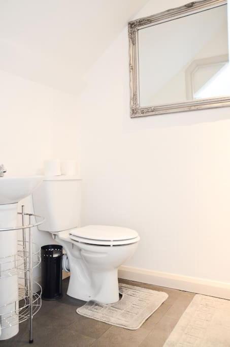 Modern Attic Studio Apartment With Harbour Views Penzance Exterior foto